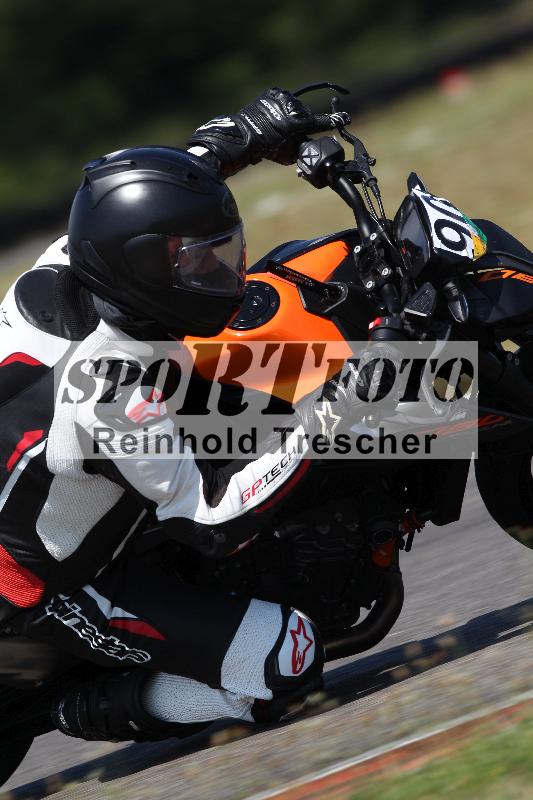 Archiv-2022/25 16.06.2022 TZ Motorsport ADR/Gruppe gruen/90